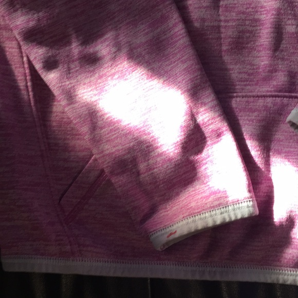 Girls under armour hoodie - Picture 3 of 3